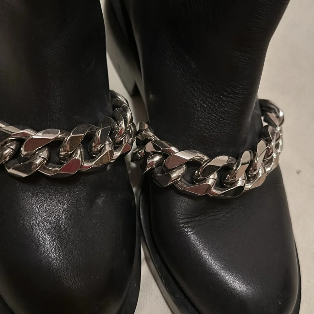 Givenchy boots black with silver chain - Picture 8 of 16